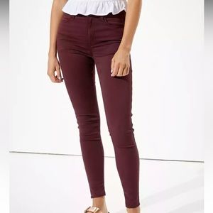 American Eagle Maroon High-Rise Jegging Size 6